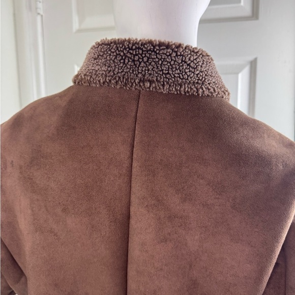 LANDS' END BROWN BUTTON FAUX FUR JACKET SIZE M. - Picture 10 of 16